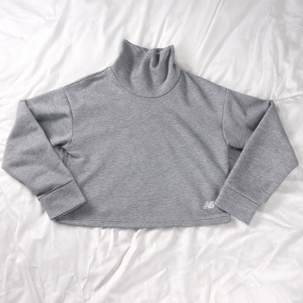 New Balance Cropped Mock Neck Sweatshirt Gray Athleisure Cozy Minimalist L